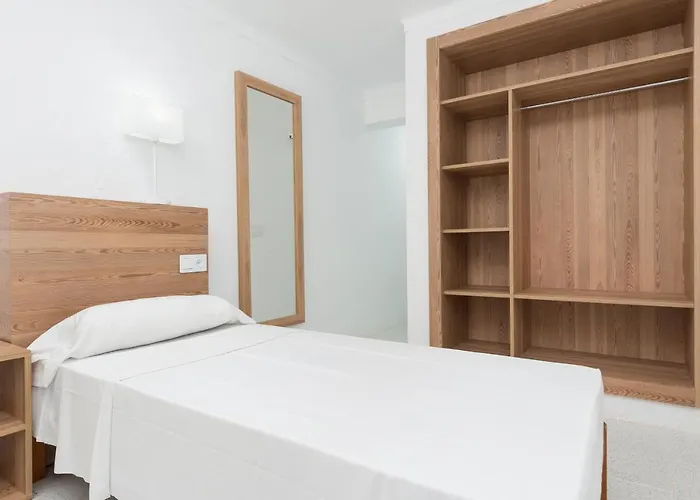 Cozy&Bright Double Room In Cala Ratjada